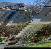 Austin Rise BB - Lightning Ridge Tourism