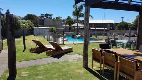 Boat Ramp Motel - Lightning Ridge Tourism 0
