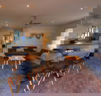 Eureka Stockade Holiday Park - Lightning Ridge Tourism