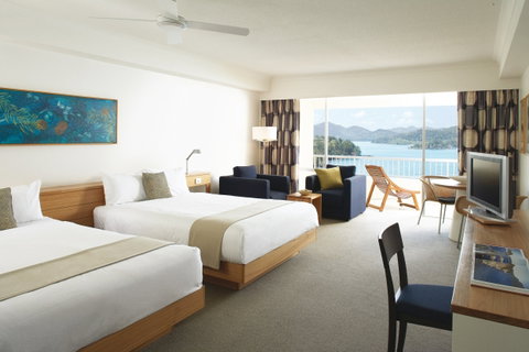 Hamilton Island Reef View Hotel - Lightning Ridge Tourism 2