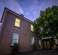 Hobart Cityscape Apartment 2 Pascoe - Lightning Ridge Tourism