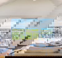 Magic Beach - Lightning Ridge Tourism