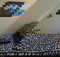 Ned's Studio Apartment - Lightning Ridge Tourism