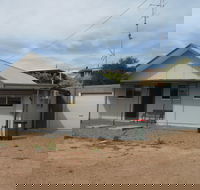 Restashore - Lightning Ridge Tourism