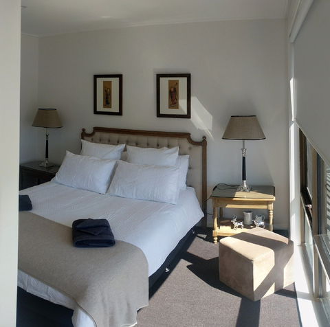 Spion Kopje 3 - Falls Creek - Lightning Ridge Tourism 1