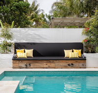 Tamarama Beach House - Lightning Ridge Tourism