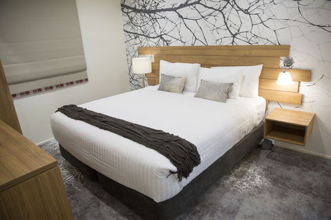 The Sebel Pinnacle Valley Resort - Lightning Ridge Tourism 2
