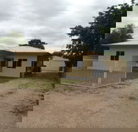 The Shack - Lightning Ridge Tourism
