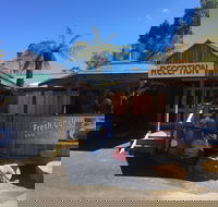 Tullah Lakeside Lodge - Lightning Ridge Tourism