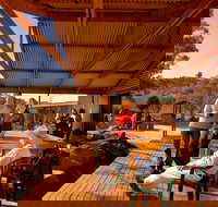 Willow Springs Shearers Quarters - Lightning Ridge Tourism