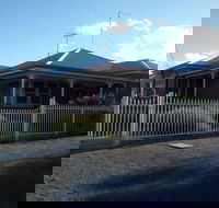 Alby's - Lightning Ridge Tourism