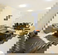 Astina Central Apartments - Lightning Ridge Tourism