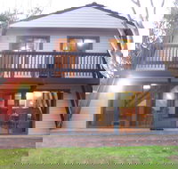 Century 21 SouthCoast Pink Gums - Lightning Ridge Tourism