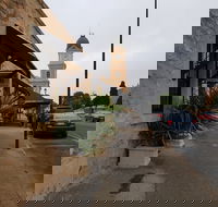 Henry on Yorkes Bed  Breakfast - Lightning Ridge Tourism