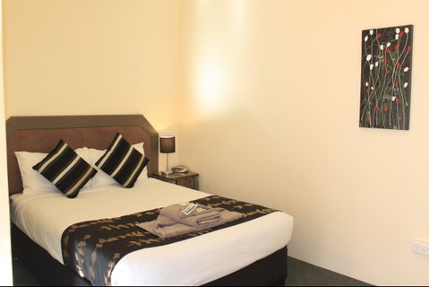 Inverell Motel - Lightning Ridge Tourism 0