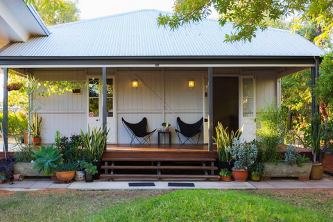 Kenilworth Cottage Barcaldine - Lightning Ridge Tourism 0