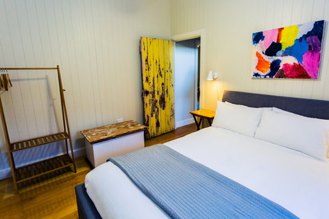 Kenilworth Cottage Barcaldine - Lightning Ridge Tourism 1