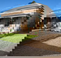 Kingfisher Lodge Edithburgh - Lightning Ridge Tourism