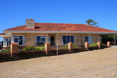 La Vita - Lightning Ridge Tourism 0