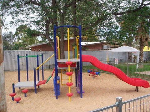 Alice Tourist Park - Lightning Ridge Tourism 1