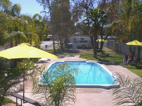 Alice Tourist Park - Lightning Ridge Tourism 2