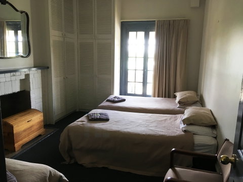 Commercial Hotel Walcha - Lightning Ridge Tourism 1