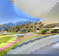 Fathoms 9 - Lightning Ridge Tourism