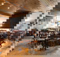 Feathertop Alpine Lodge - Lightning Ridge Tourism