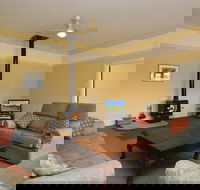 Grasmere Estate Homestead - Lightning Ridge Tourism
