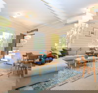 Hylander Holiday Unit - Lightning Ridge Tourism