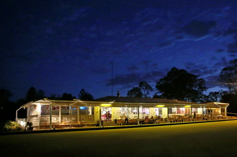 Kandanga Country Club - Lightning Ridge Tourism 0
