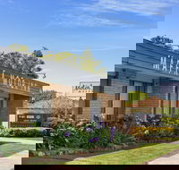 Maffra Motor Inn - Lightning Ridge Tourism