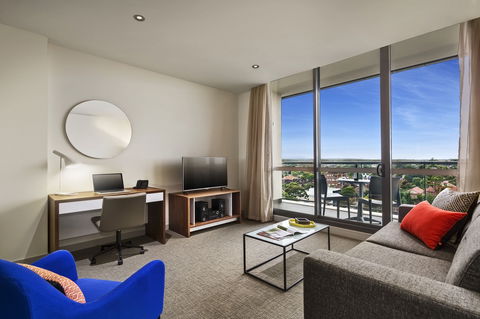 Quest Chatswood - Lightning Ridge Tourism 1
