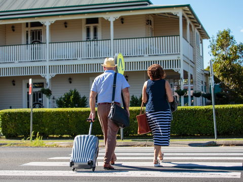 Riversleigh Guesthouse - Lightning Ridge Tourism 0