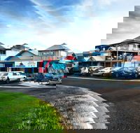 The Island Accommodation - Phillip Island YHA - Lightning Ridge Tourism
