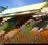 Westbury Gingerbread Cottages - The - Lightning Ridge Tourism