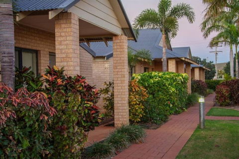 Comfort Inn & Suites Karratha - Lightning Ridge Tourism 3