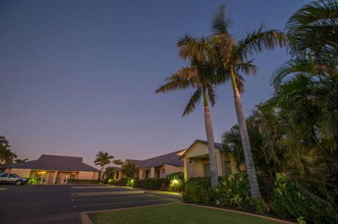 Comfort Inn & Suites Karratha - Lightning Ridge Tourism 4