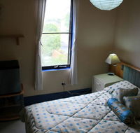 Bayview Backpackers YHA - Lightning Ridge Tourism