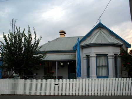 Bayview Backpackers YHA - Lightning Ridge Tourism 2