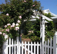 Durack House Bed  Breakfast - Lightning Ridge Tourism