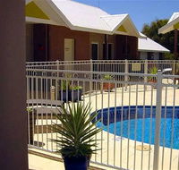 Gecko Lodge - Lightning Ridge Tourism