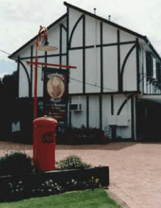 Elizabeths Manor - Lightning Ridge Tourism
