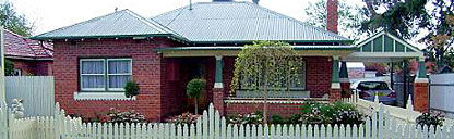 Albury Dream Cottages - Lightning Ridge Tourism 0