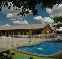 Fountain Court Motor Inn - Lightning Ridge Tourism