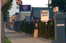Astor Hotel Motel - Lightning Ridge Tourism 3