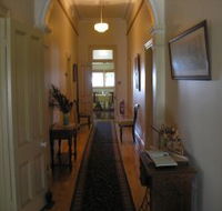 Hoover House Bed  Breakfast - Lightning Ridge Tourism