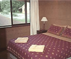 Jemelup Chalets - Lightning Ridge Tourism