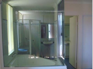 Avoca Palms Resort Apartments - Lightning Ridge Tourism 2