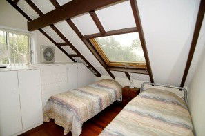 Bonny Hills Beach House - Lightning Ridge Tourism 3